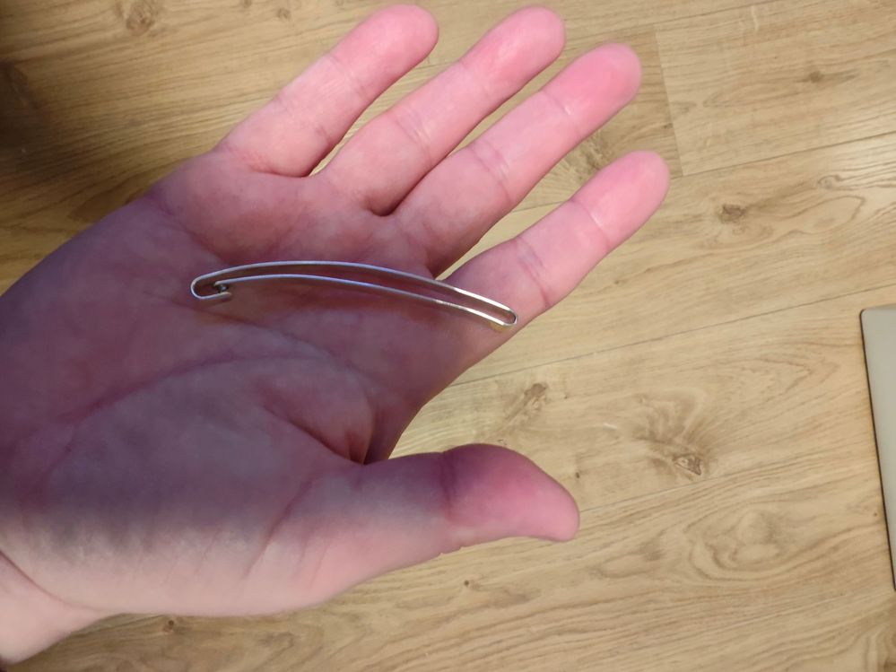Hairclip designed to be just under silver weight to require hallmark