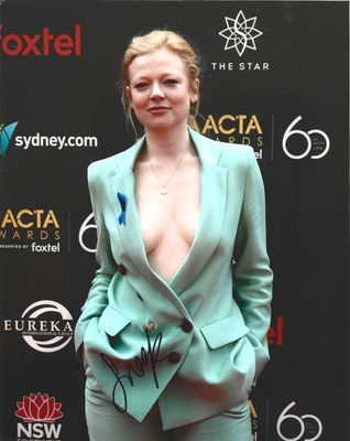 Sarah Snook (3).jpg