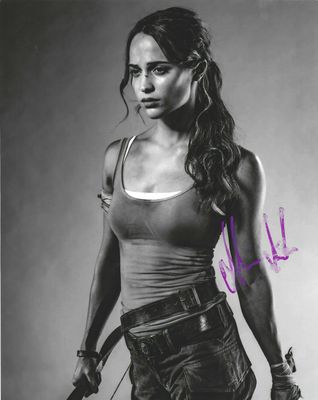 Alicia Vikander (2).jpg