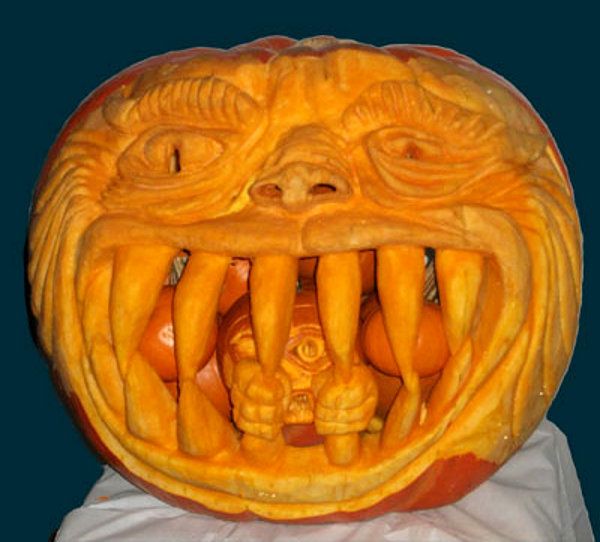 pumpkins getting out of bars.jpg
