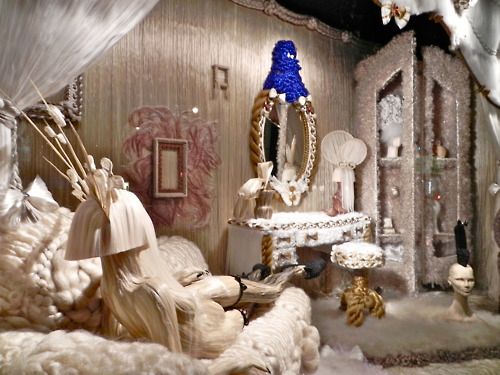 barneys-gaga1.jpg