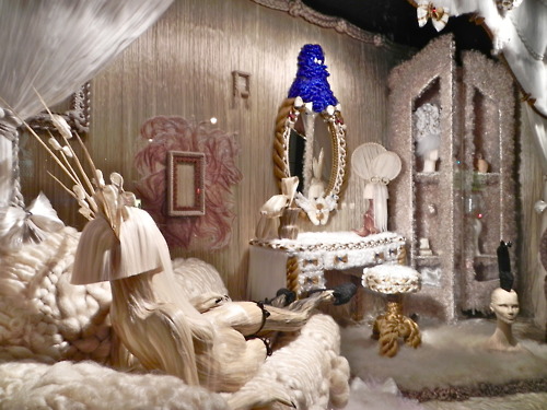 barneys-gaga1.jpg