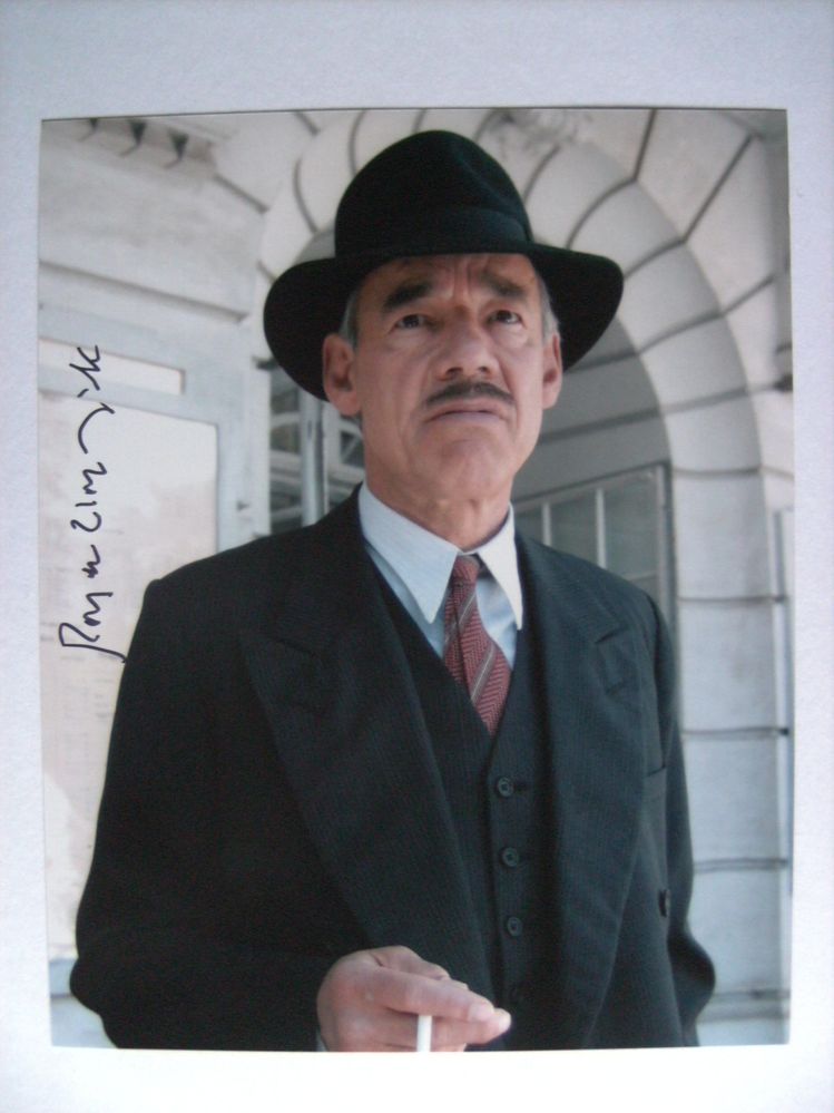 R Lloyd Pack.jpg