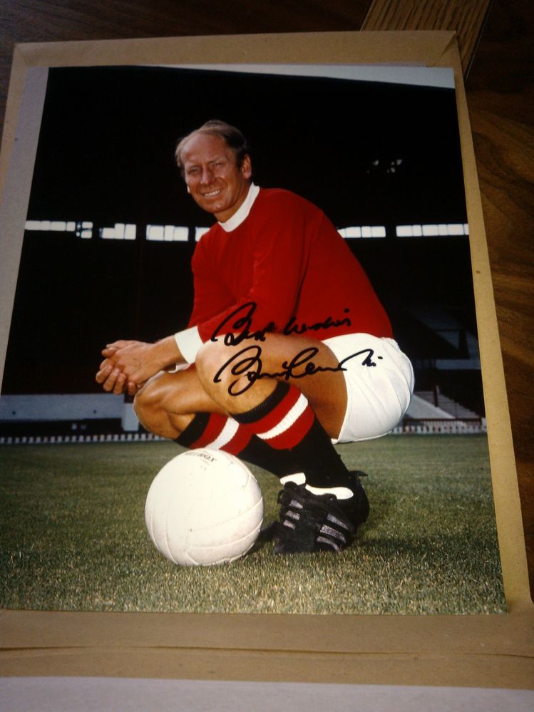 sir bobby 4quid.jpg