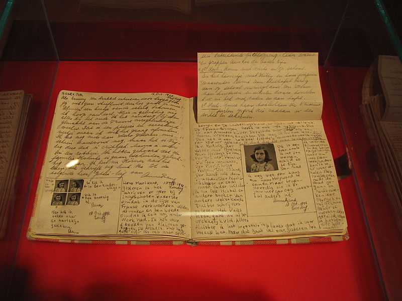 Anne_Frank_Diary_at_Anne_Frank_Museum_in_Berlin-pages-92-93.jpg