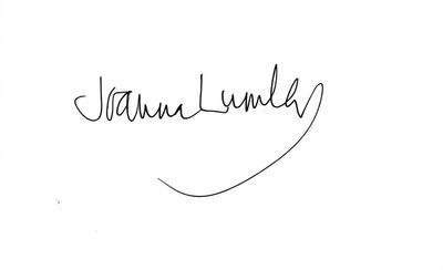 Joanna Lumley (2).jpg