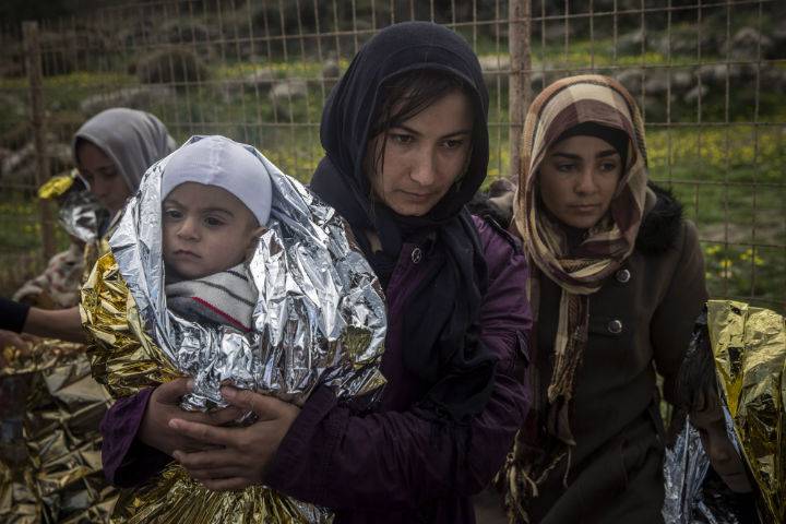refugee-women.jpg
