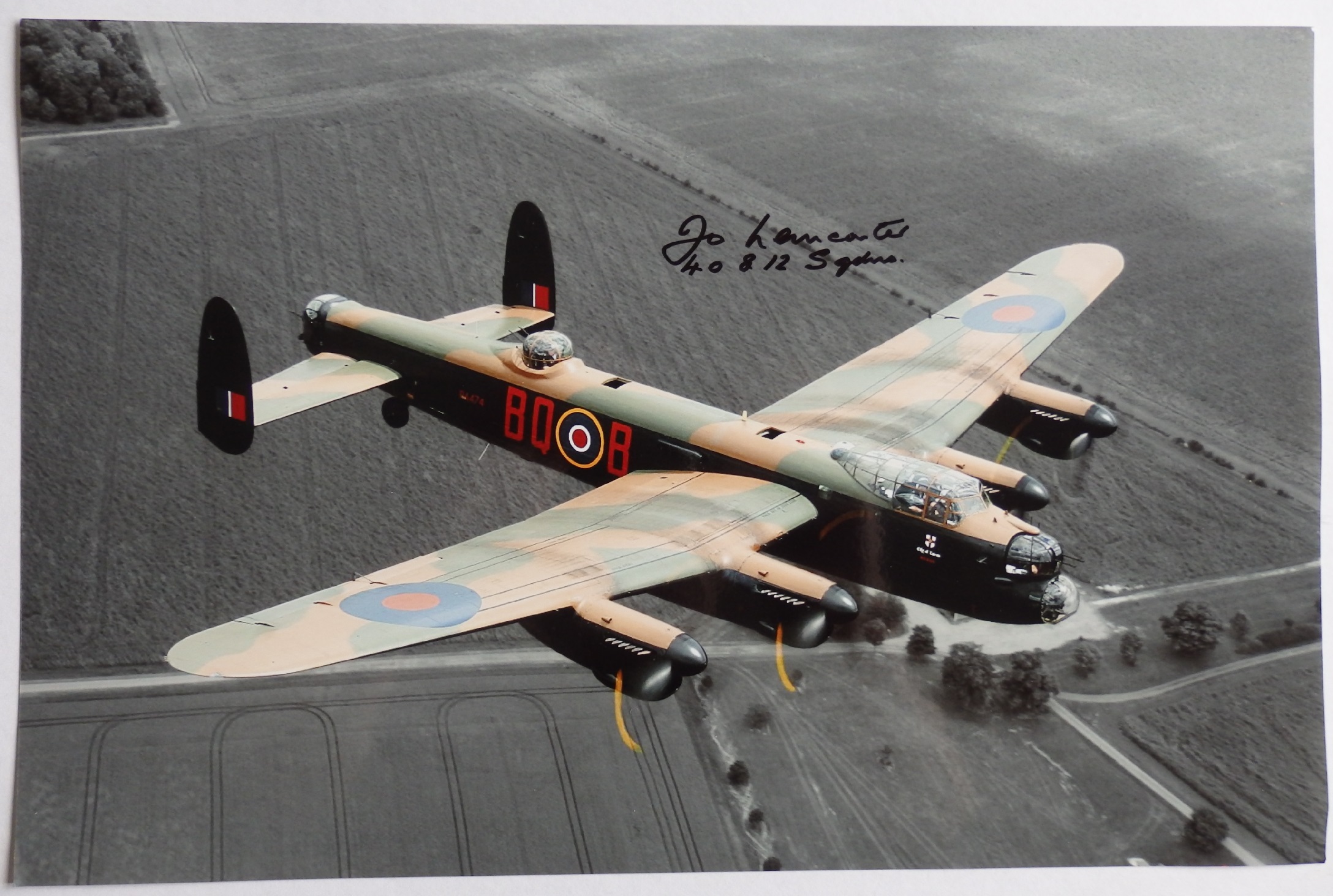 бомбардировщик б-17 летающая крепость. британский самолет avro 683 lancaster. авро ланкастер бомбардировщик в ссср. бомбер ланкастер самолет. британский бомбардировщик ланкастер.