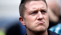Tommy-Robinson-frown-small.jpg